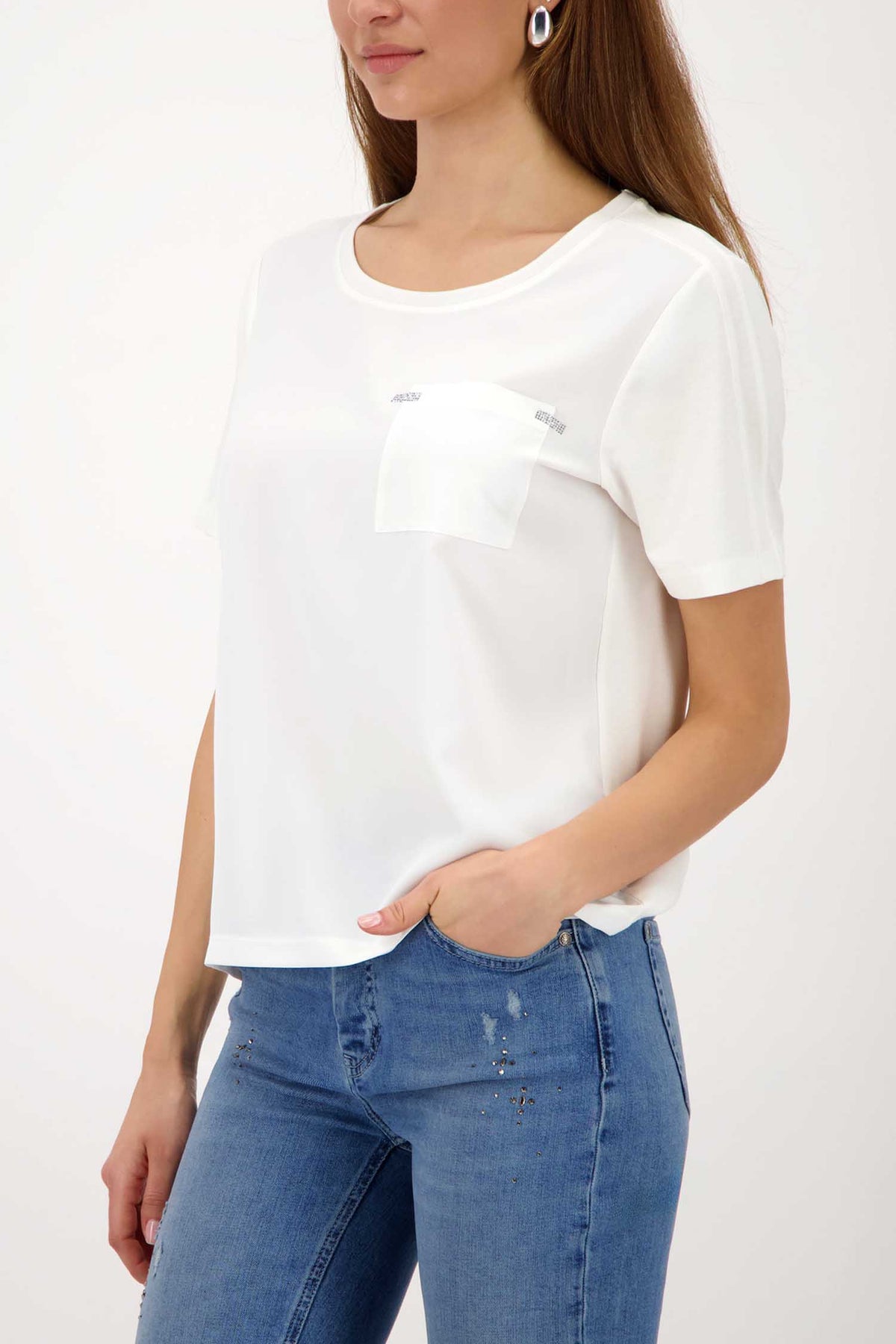 SS Tee w Pocket Jewel Detail in Off White