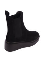 Sam Suede Chelsea Boots in Black