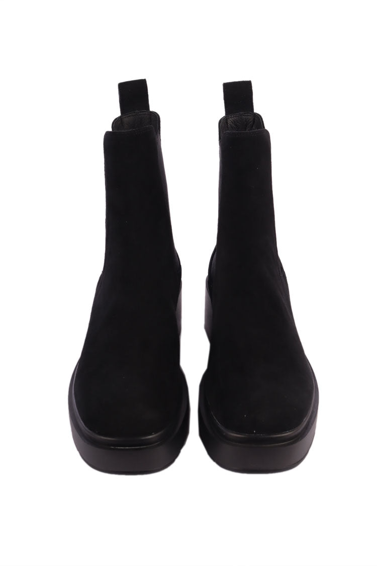 Sam Suede Chelsea Boots in Black