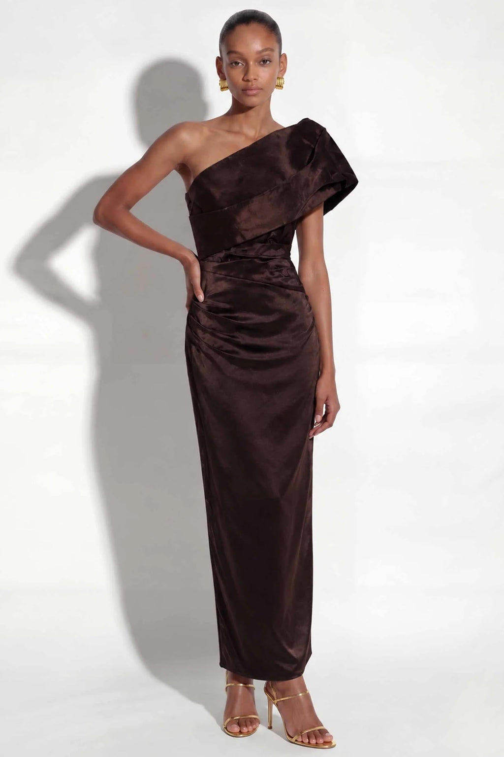 Saskia One-Shoulder Maxi Dress in Chocolate