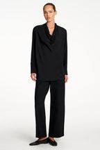 Scallop Blouse in Black