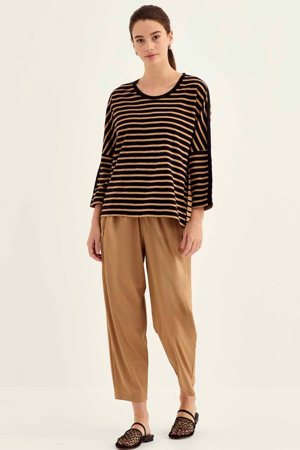 Scenic Top in Black/Caramel