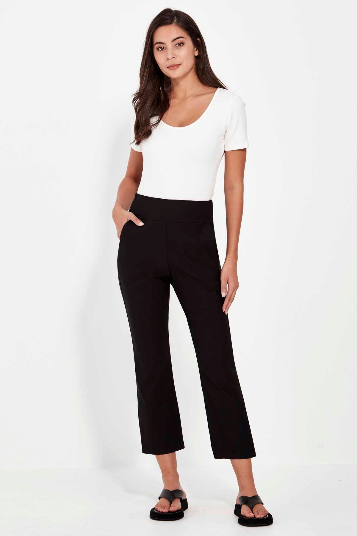 Scout Pant in Black