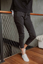 Simona Jogger in Black Bottoms Milson 