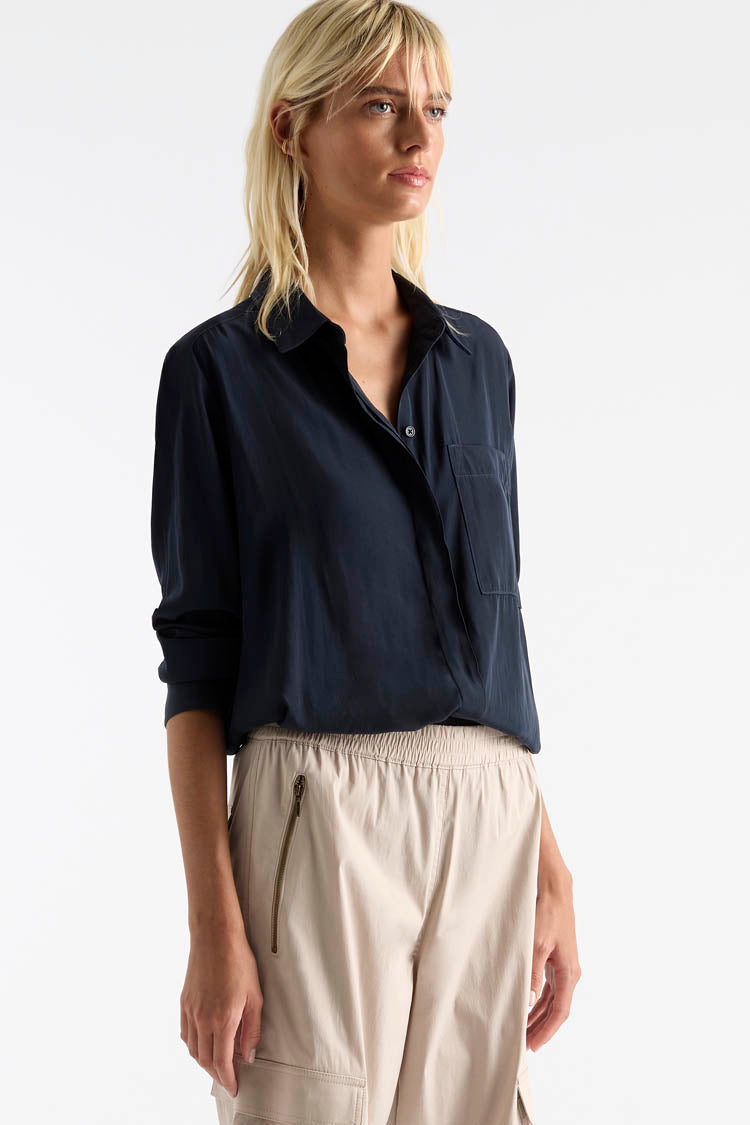 Single Pocket Shirt in Navy