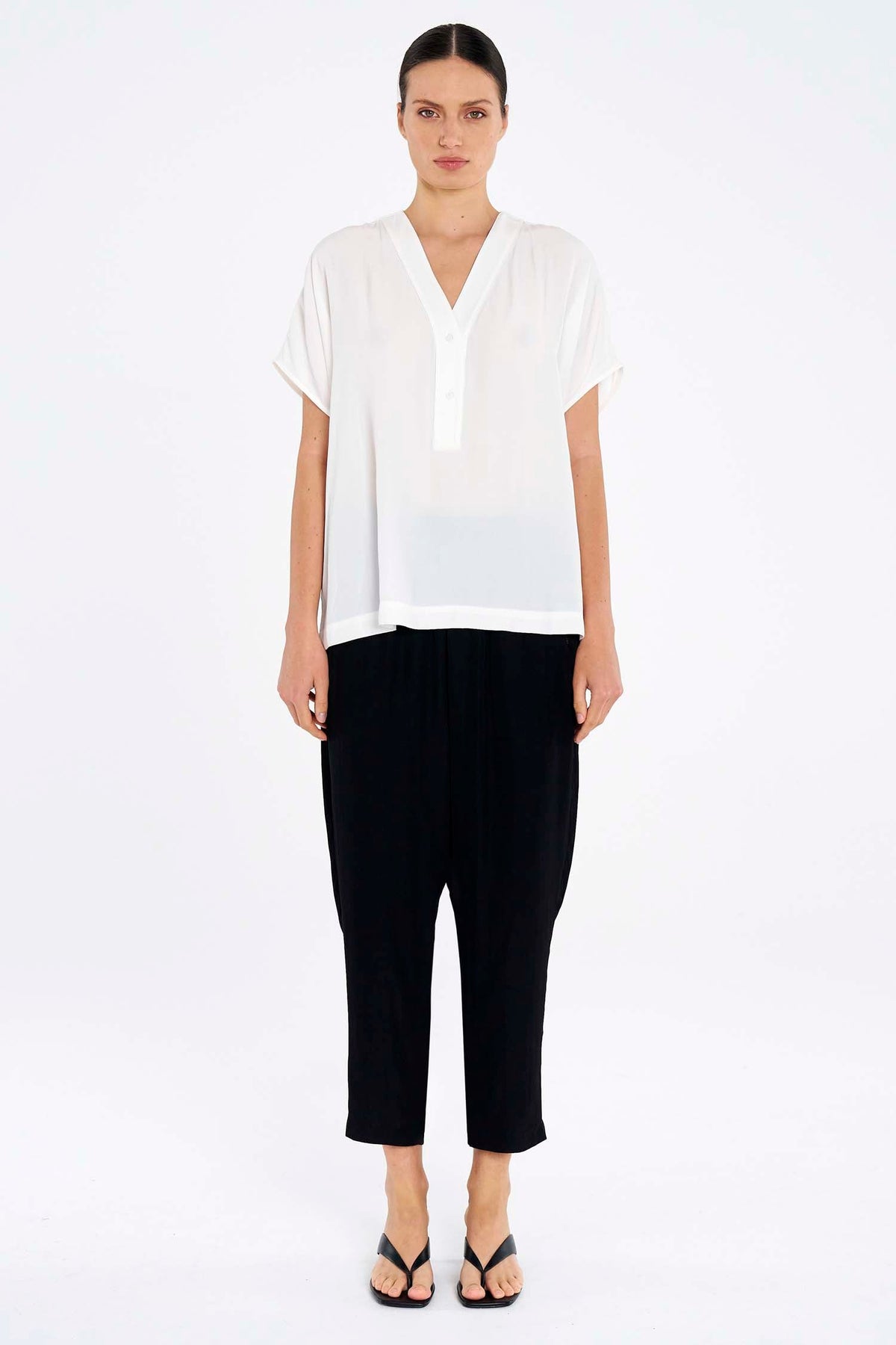 Soft Zip Pant in Black