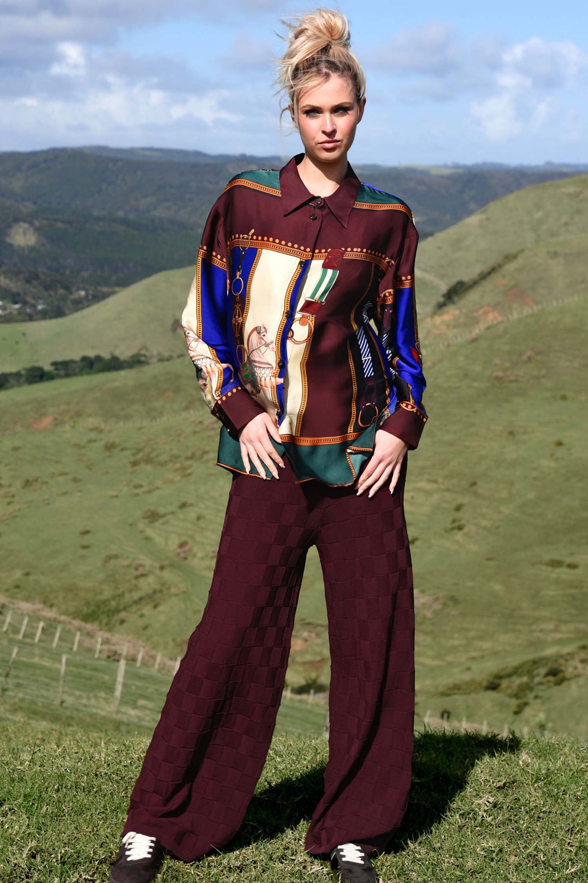 Let the Sun Shine Shirt in Horse Multi