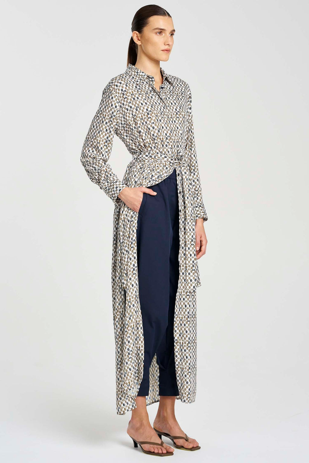 Tie Shirt Dress in Pendant Print