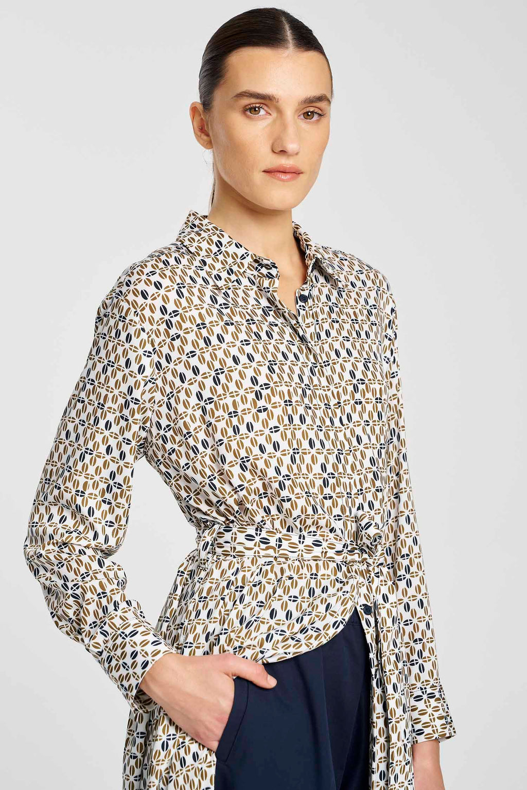Tie Shirt Dress in Pendant Print