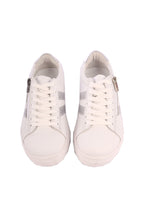 Ultimate Sneakers in White Silver