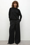 Vent Pant in Black