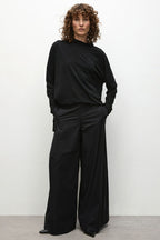 Vent Pant in Black