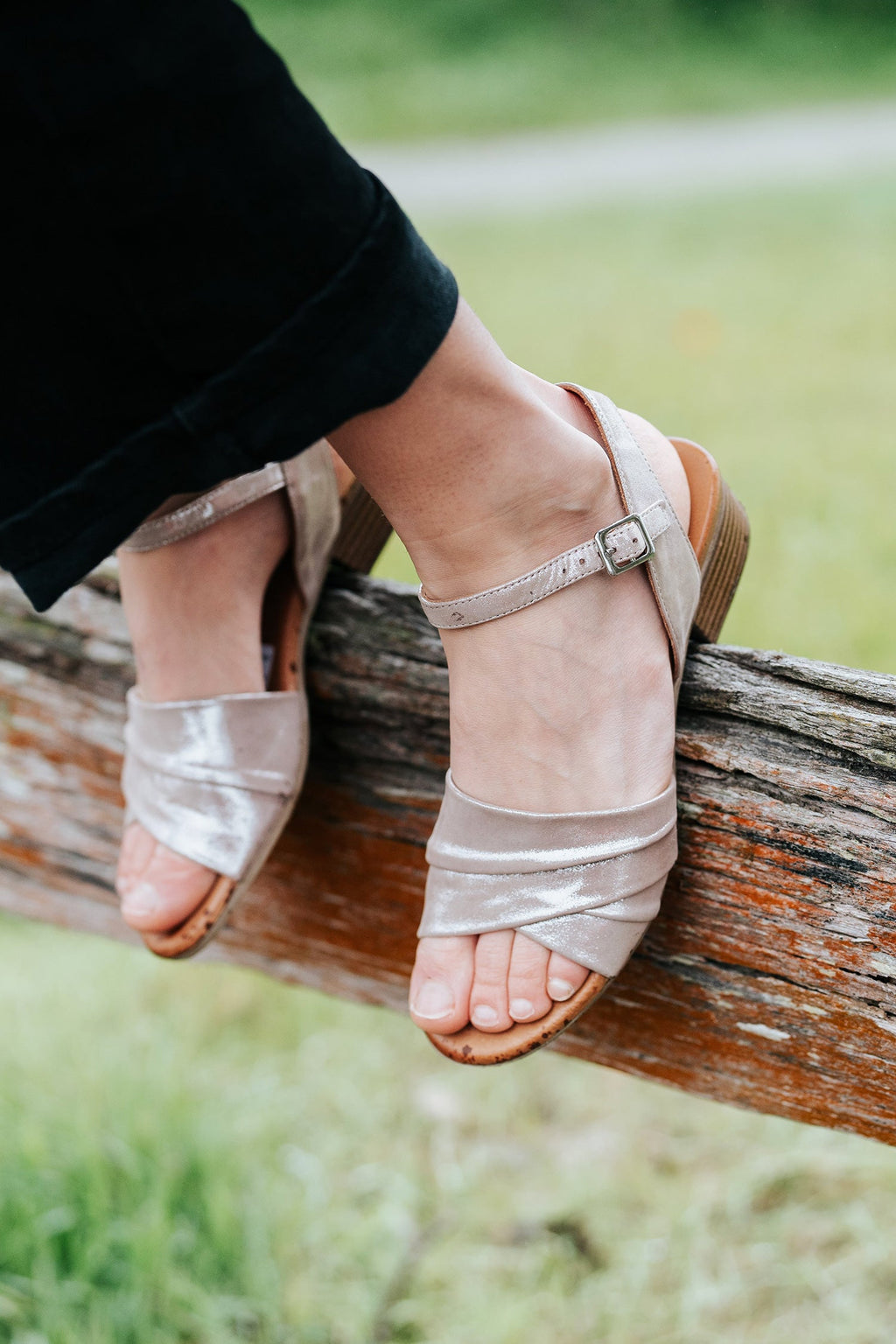 Yenice Strap Leather Sandals in Taupe Shimmer