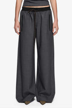 Yuki Pant in Charcoal/Black
