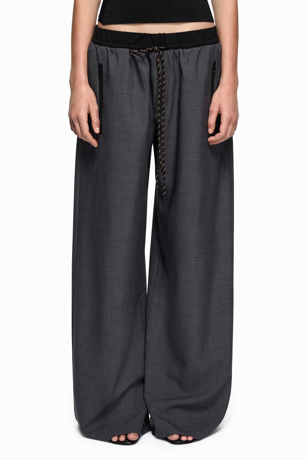 Yuki Pant in Charcoal/Black