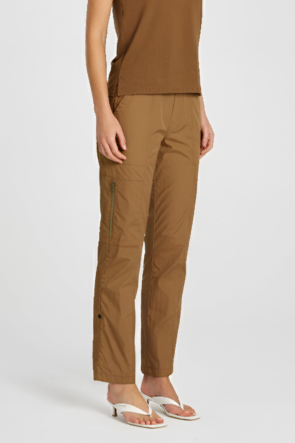 Zip Cargo in Saddle